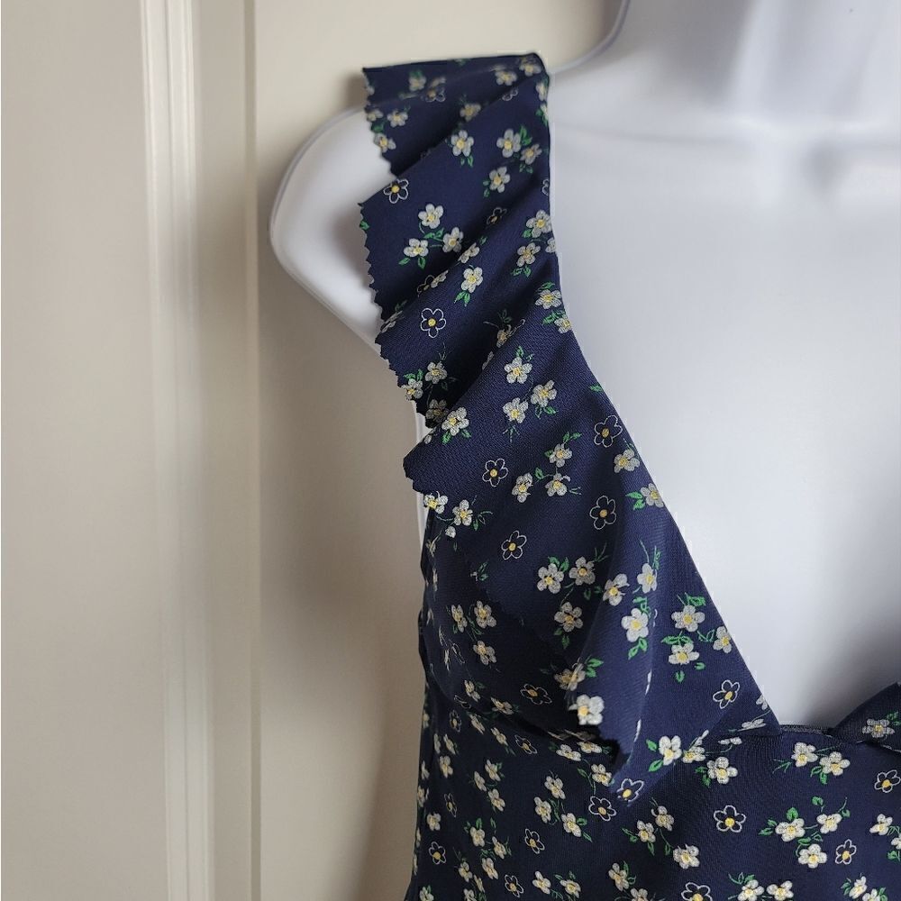 ROBIN PICCONE Floral Tankini - Picture 3 of 11